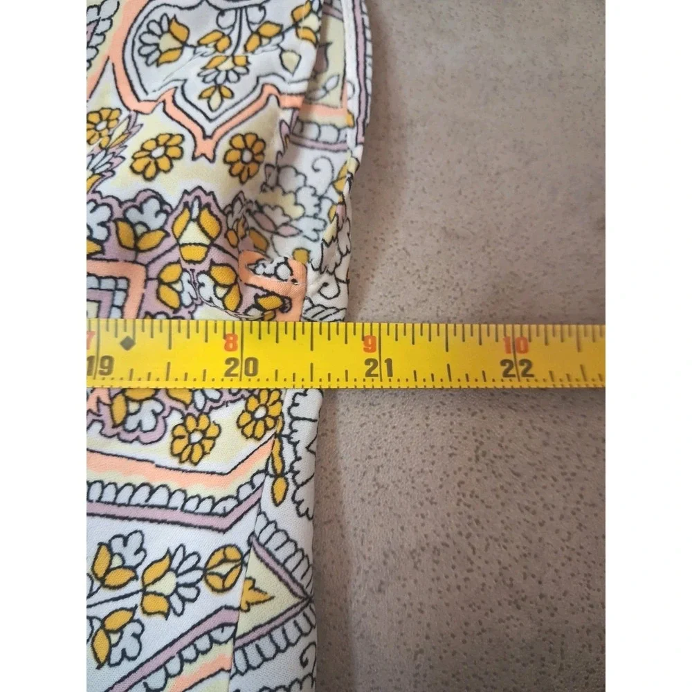 Lauren Conrad Geometric Shirt Womens Size Medium - Picture 7 of 8